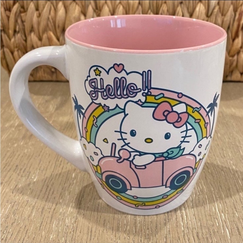 Hello Kitty Beautiful Mug Pink Interior 🌸 - Picture 2 of 2